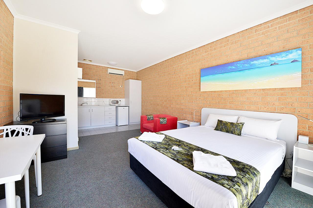 Cranbourne Motor Inn Exteriér fotografie