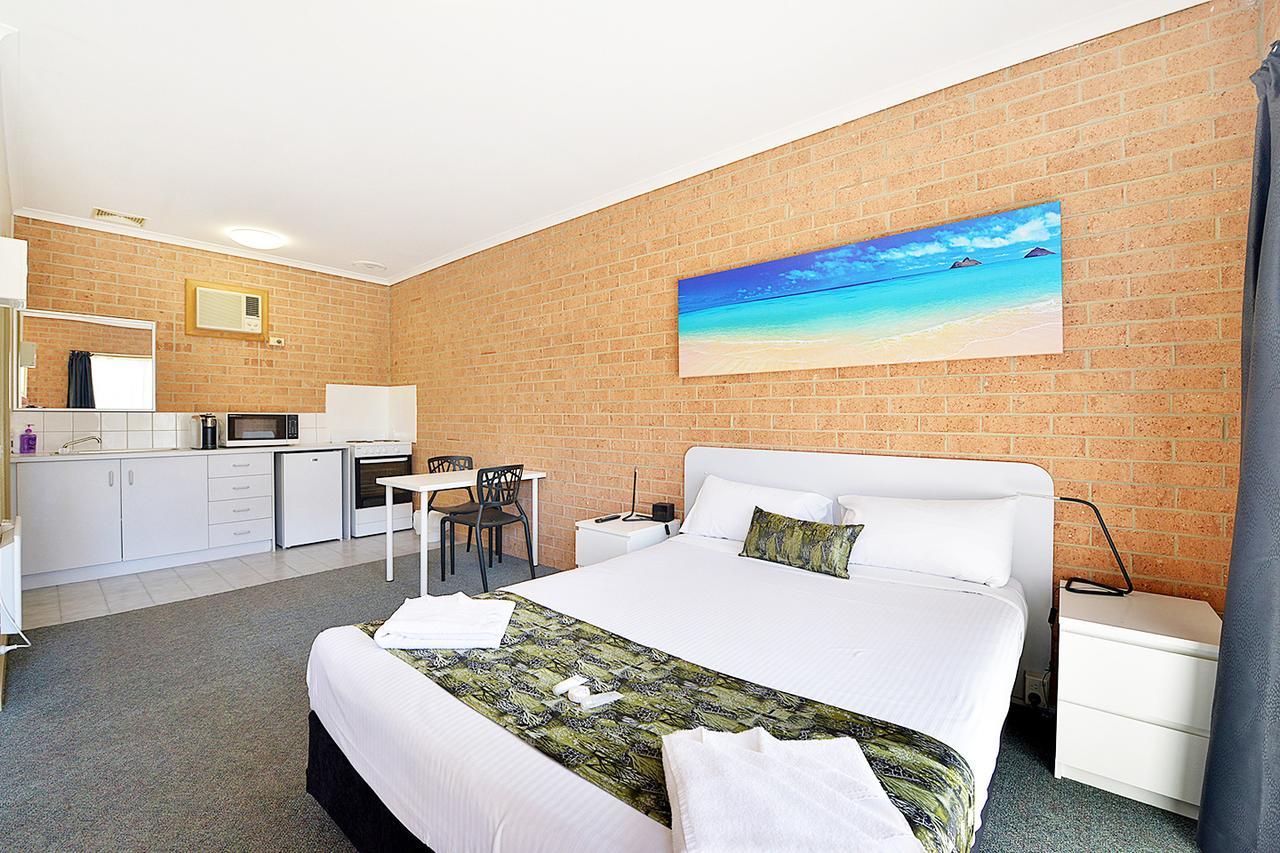 Cranbourne Motor Inn Exteriér fotografie